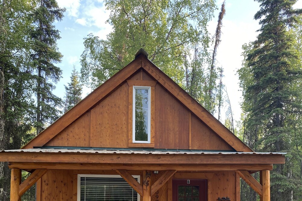 Moose Landing Cabin with all the amenities