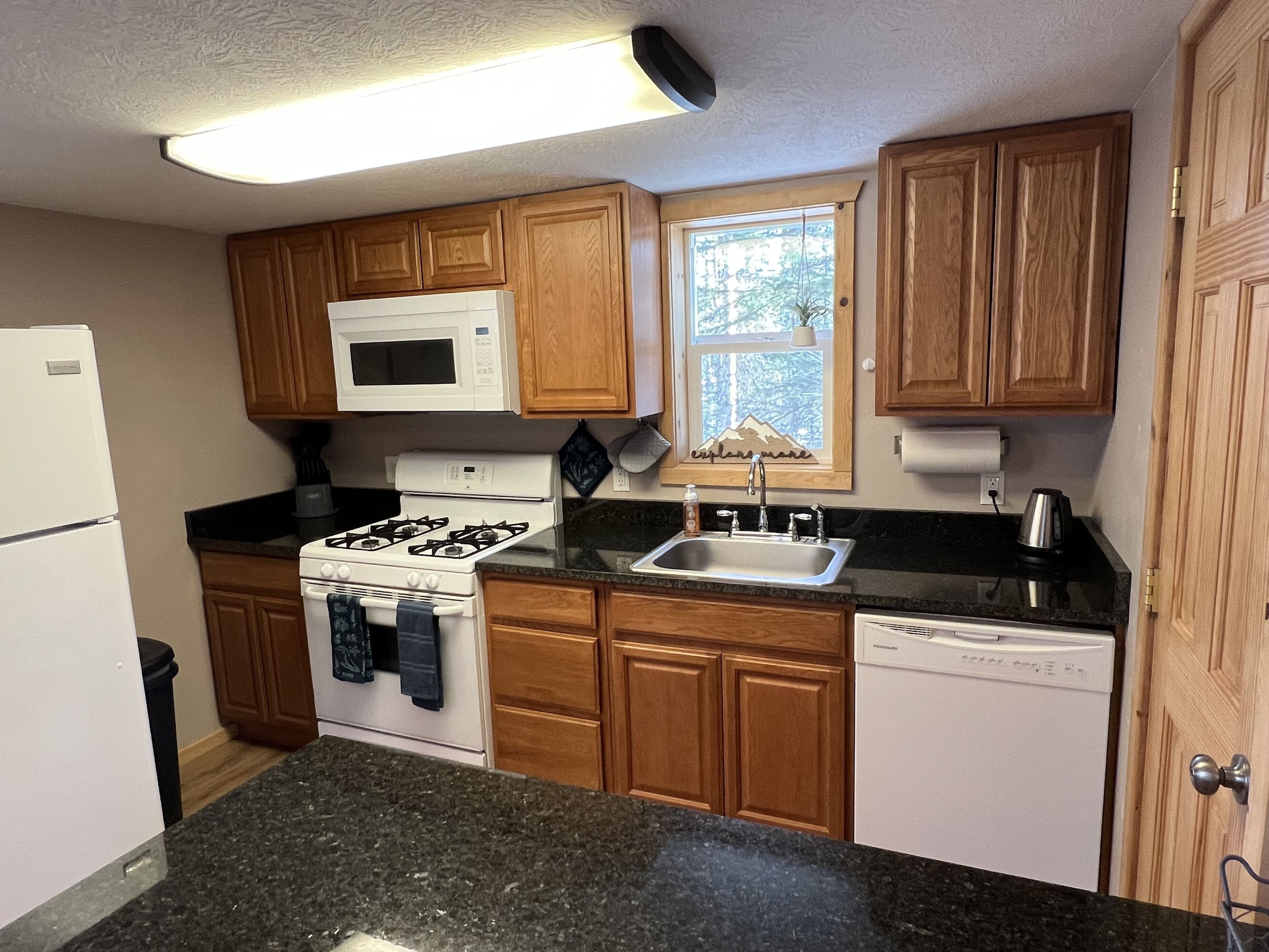 Moose Landing Cabin with all the amenities