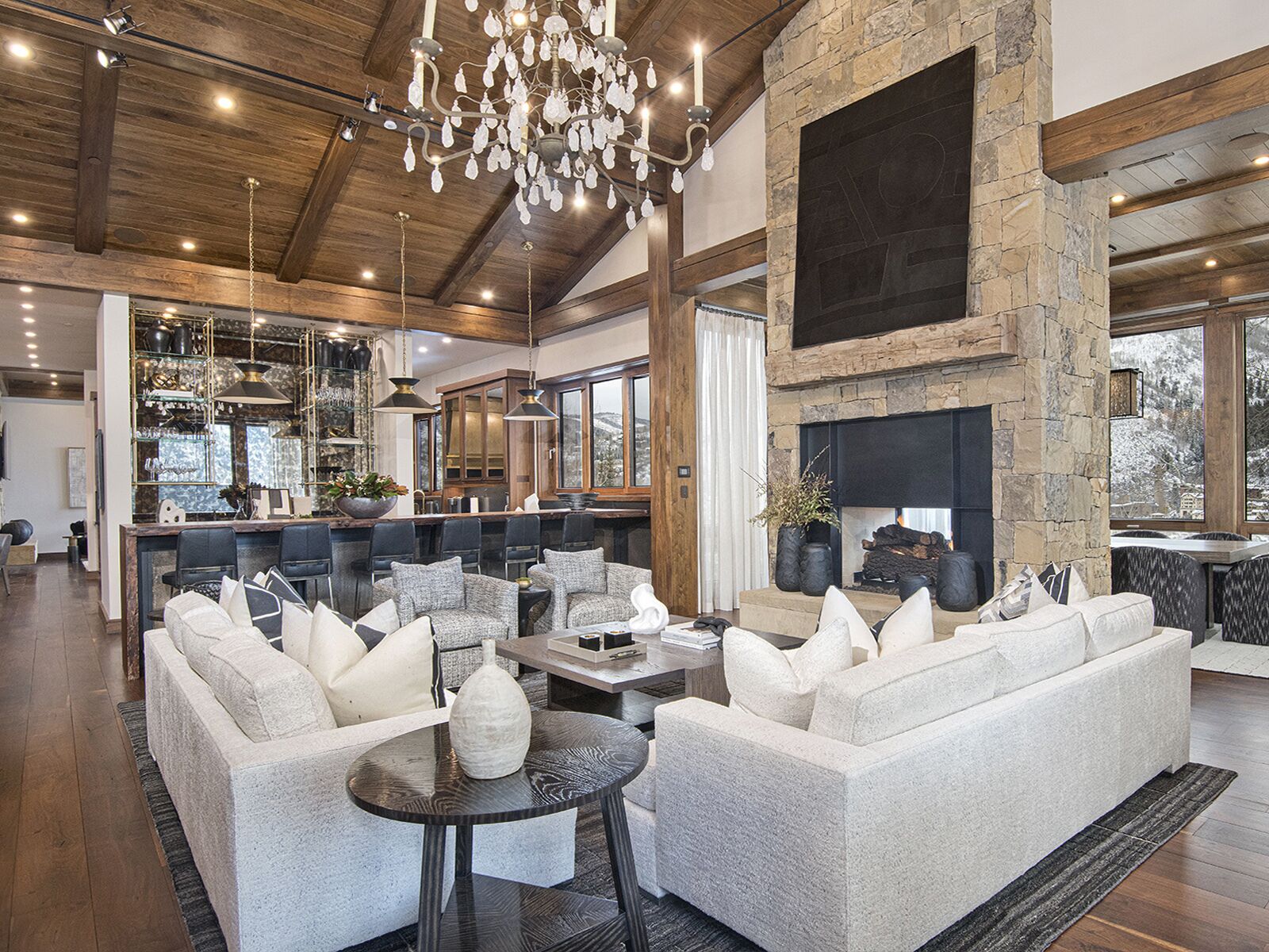Rockledge | Luxury Ski In/Ski Out Stunner | Private Setting