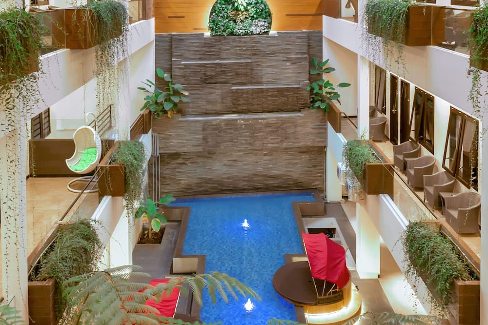 Class Premium Guest House