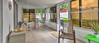 Apollo Beach Gem w/ Pool: 'The Flamingo House'