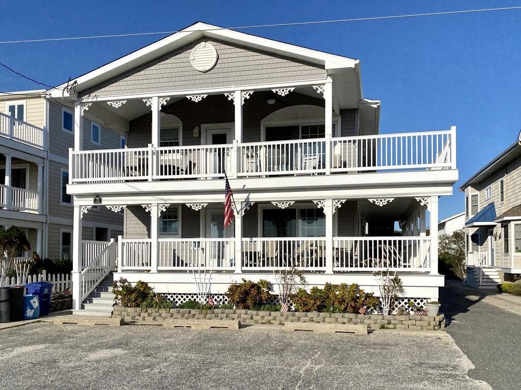 2nd Condo from the beach, close to town