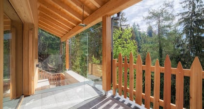 Bergchalet 'Heidi und Peter' mit Bergblick, Sauna, Whirlpool, Garten und WLAN