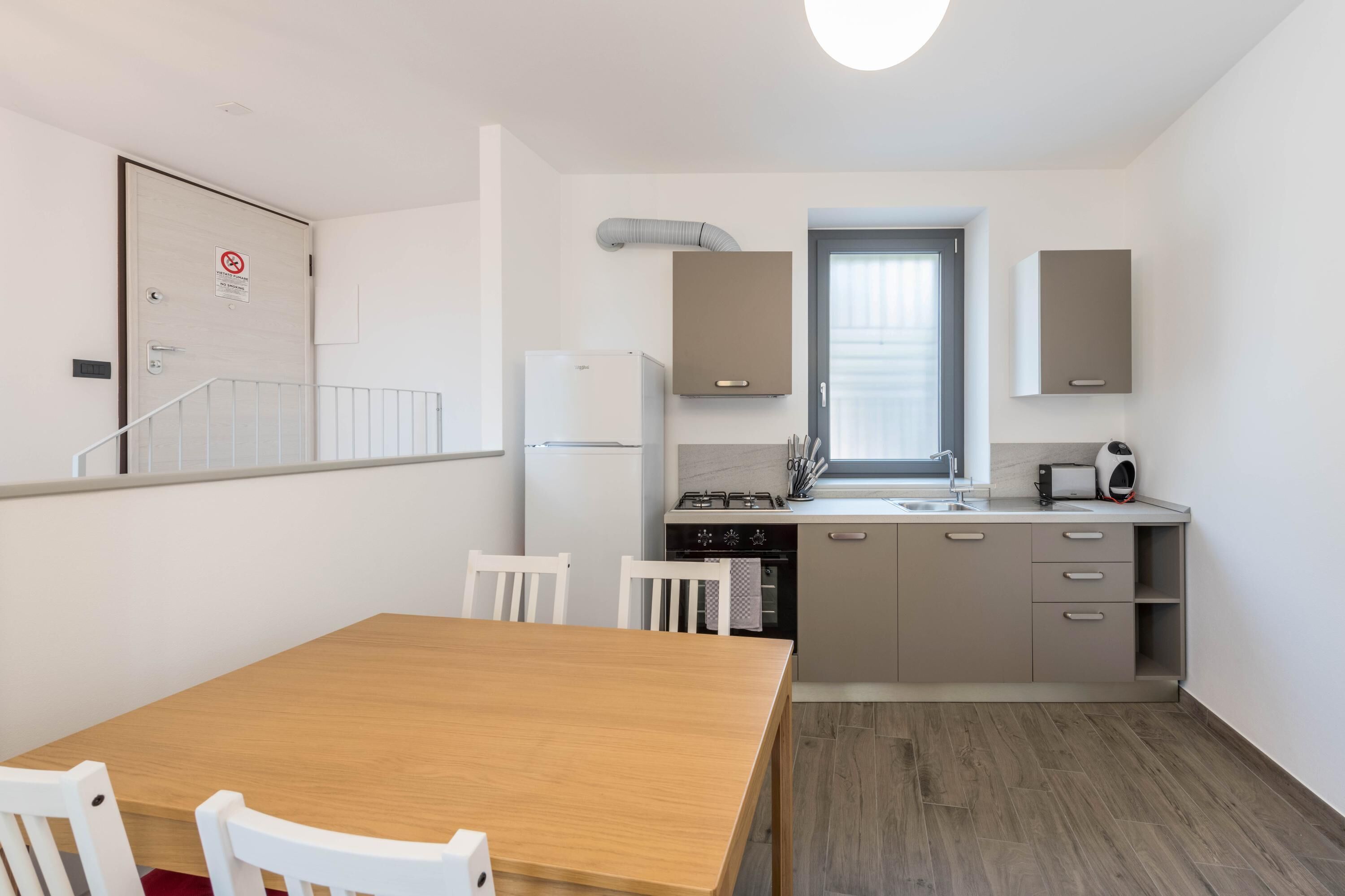 Ca' Cia  -  Red Flat