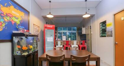 Hotel O Bed Station Guest House Dormitory