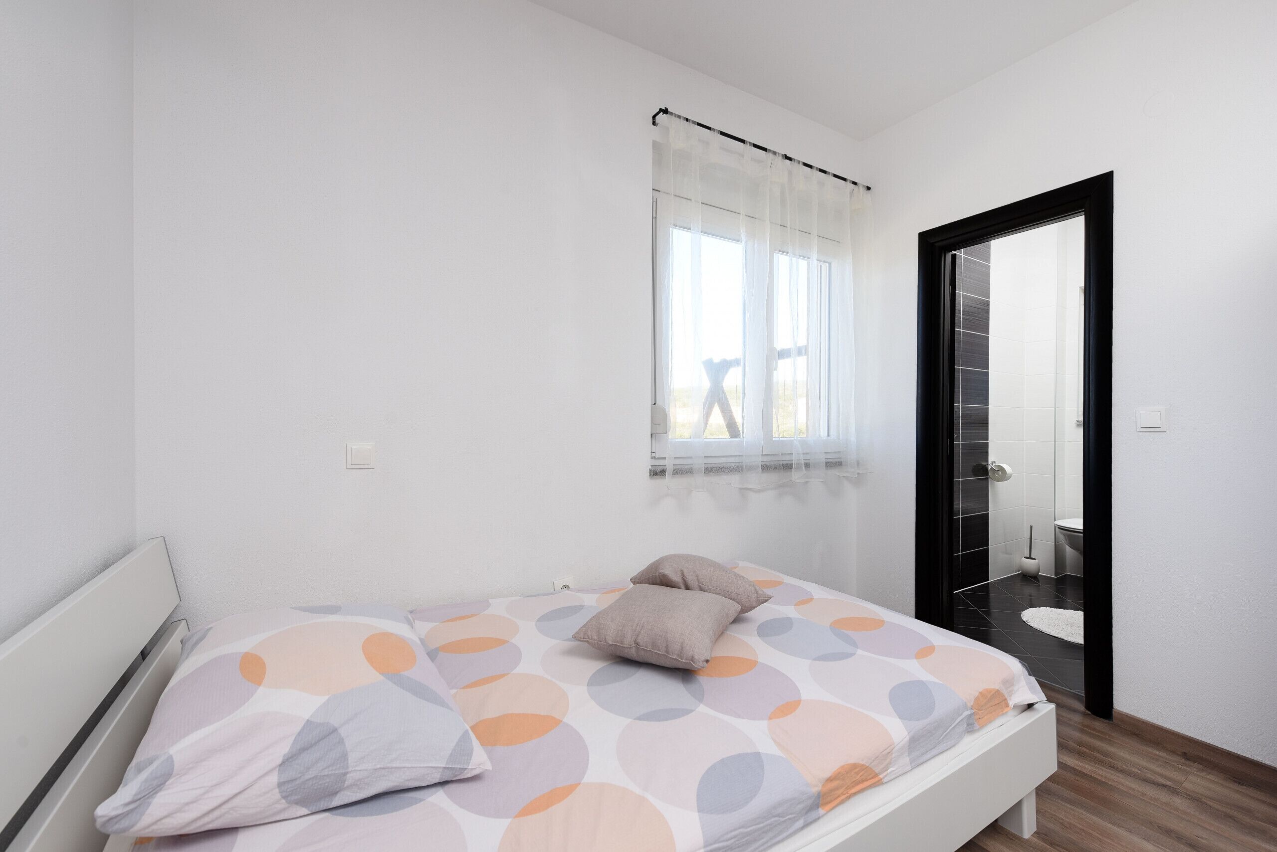 3 habitaciones y caja de seguridad en la habitación 