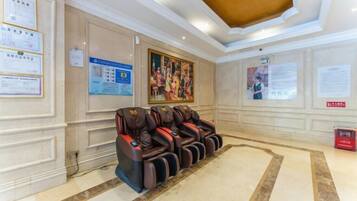 المنشأة من الداخل