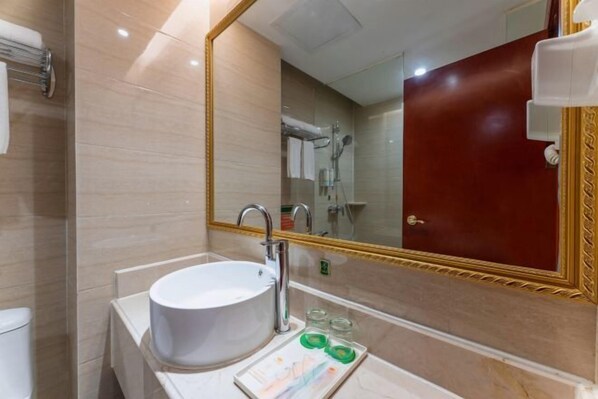 Room - Vienna Hotel (Ji'an Railway Station) (Ji'an)