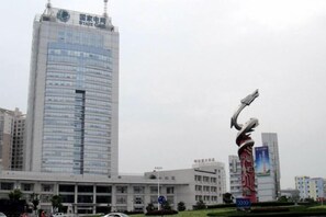 Exterior - Vienna Hotel (Ji'an Railway Station) (Ji'an)