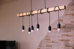 Unclassified image, 4 of 49, button