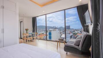 Deluxe Room | Free WiFi, bed sheets