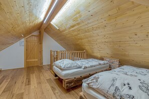 Family Chalet, Multiple Bedrooms, Mountainside (Old House Knezovo With Lovely View) | 3 bedrooms, laptop workspace, free WiFi, bed sheets - Old House Knezovo With Lovely View (Brezice)