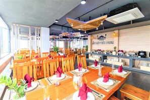 Bao gồm bữa sáng nấu theo yêu cầu hàng ngày