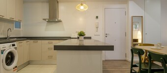 Apt with Fluffy Beds & Private Patio