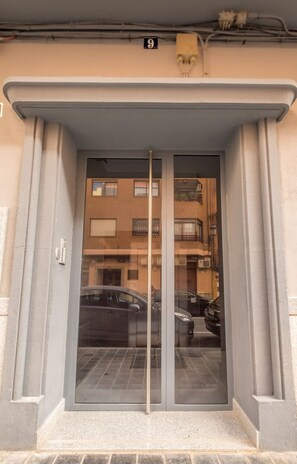 Exterior detail - Modern , Stylish & Comfortable Apartment (Valencia)