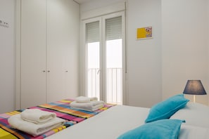 3 habitaciones, tabla de planchar con plancha y wifi gratis