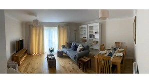 TV connectée, Netflix, livres, services de streaming