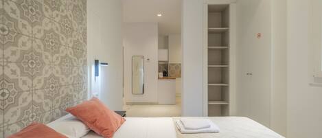 1 makuuhuone, tallelokero huoneessa, ilmainen Wi-Fi, vuodevaatteet