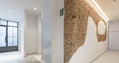 Marvellous Apt. with a Large Private Terrace