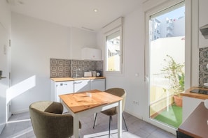 Dining - Marvellous Apt. with a Large Private Terrace (Valencia)