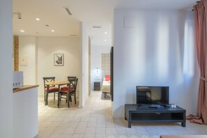 Interior - ❈Clean & Tranquil Apartment close to City Centre❈ (Valencia)