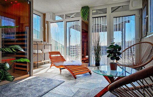 Gorgeous home in Jalsje with sauna