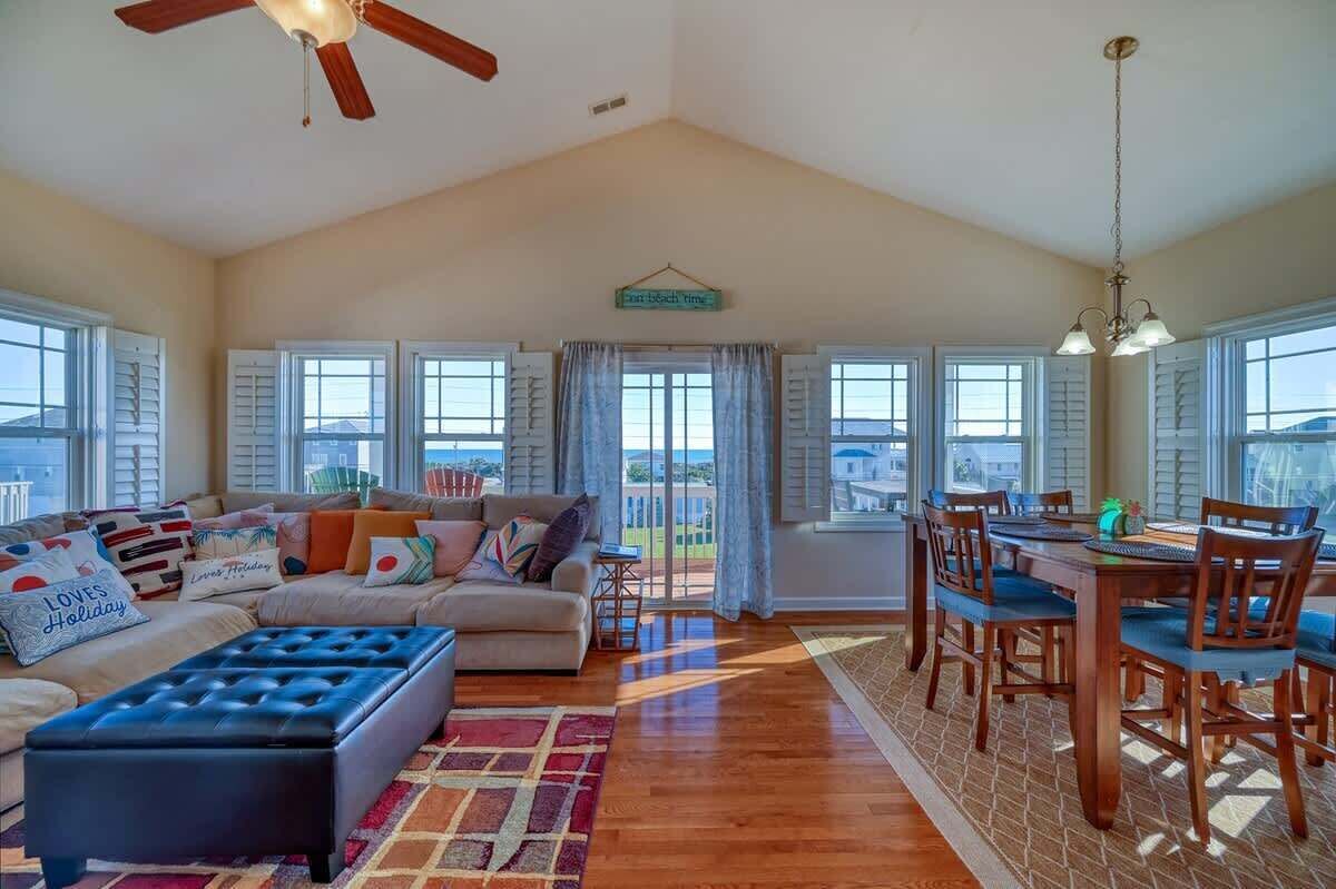 Smart TV, DVD player, books