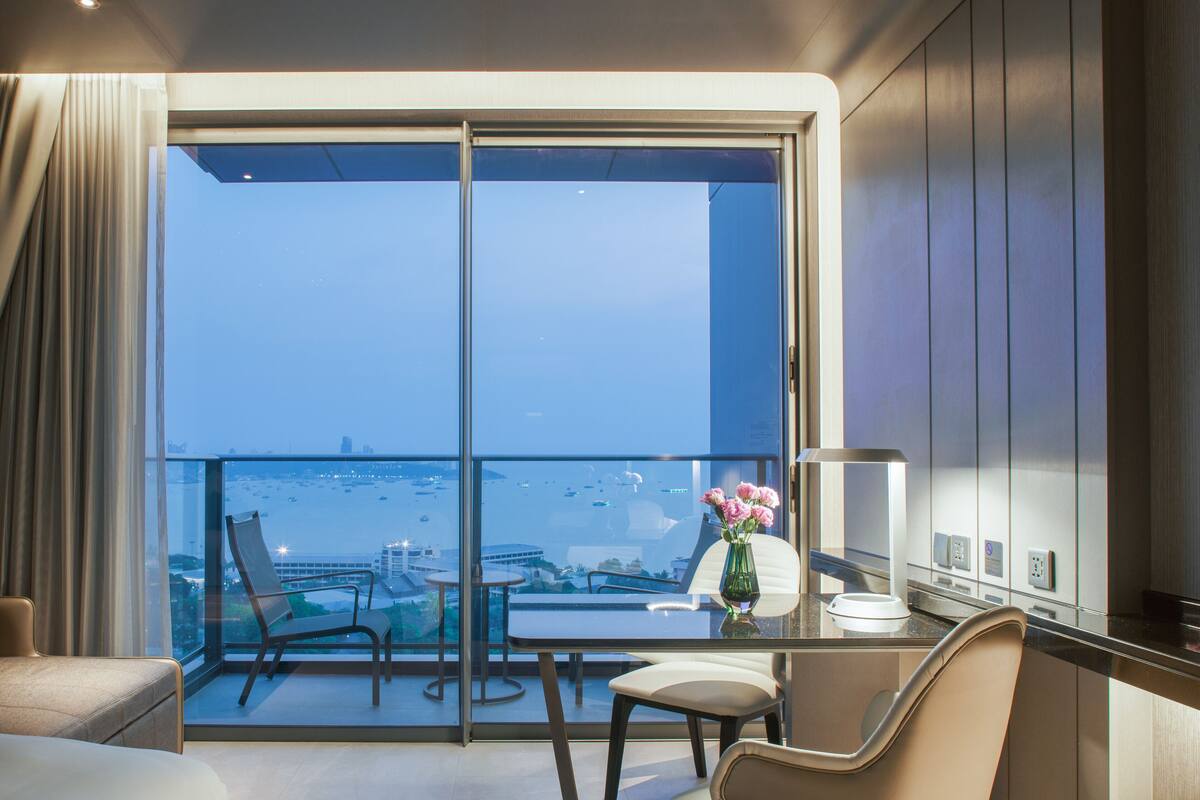 space connex | view from room