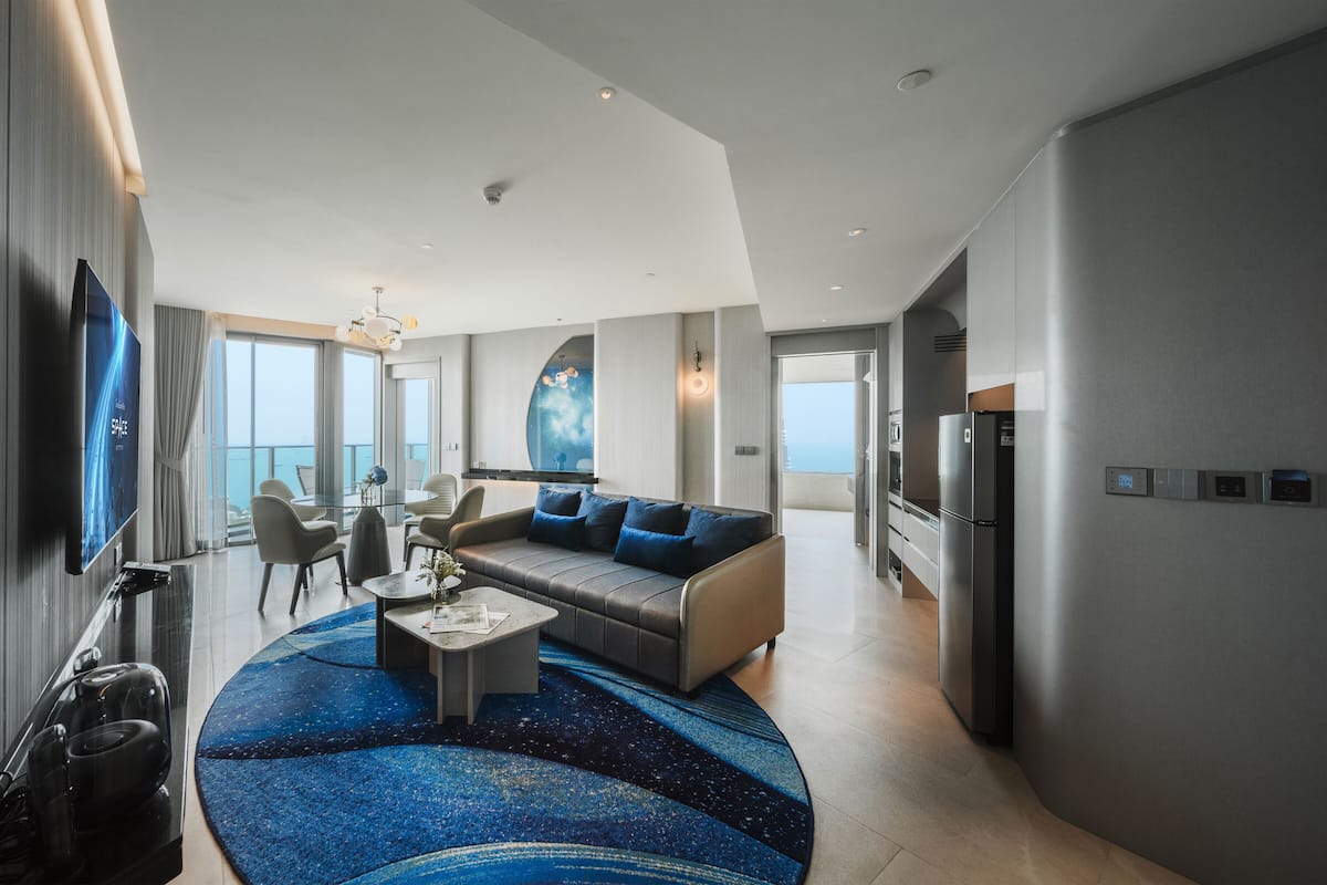 space suite connecting | view from room