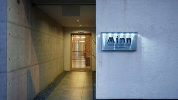 Mặt tiền nơi lưu trú