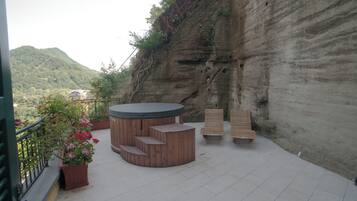 Deluxe Double or Twin Room | Terrace/patio