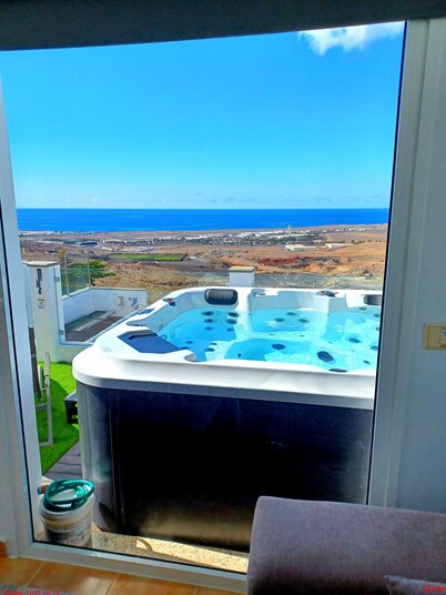 Villa Vista Mar II, 280sqm Luxus, HotTube, amazing stunning oecan view, pool