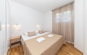 2 Schlafzimmer, Bügeleisen/Bügelbrett, kostenloses WLAN, Bettwäsche