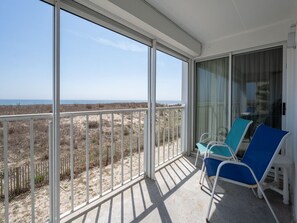 Property grounds - Spacious and well-equipped 3 Bedroom, oceanfront, mid-town with outdoor pool! (Ocean City)