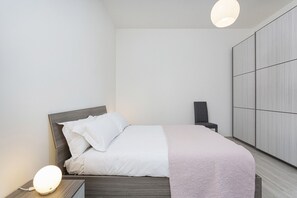 3 camere, ferro/asse da stiro, Wi-Fi gratuito, lenzuola