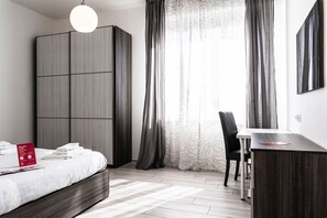 3 chambres, fer et planche à repasser, Wi-Fi gratuit, draps fournis