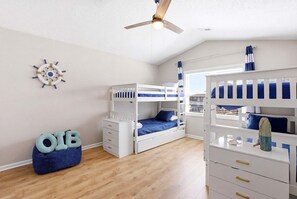 5 bedrooms, iron/ironing board, travel cot, free WiFi - Filling Beachy by Brunswick Vacation Rentals: Oceanfront Complex with Pool (Ocean Isle Beach)