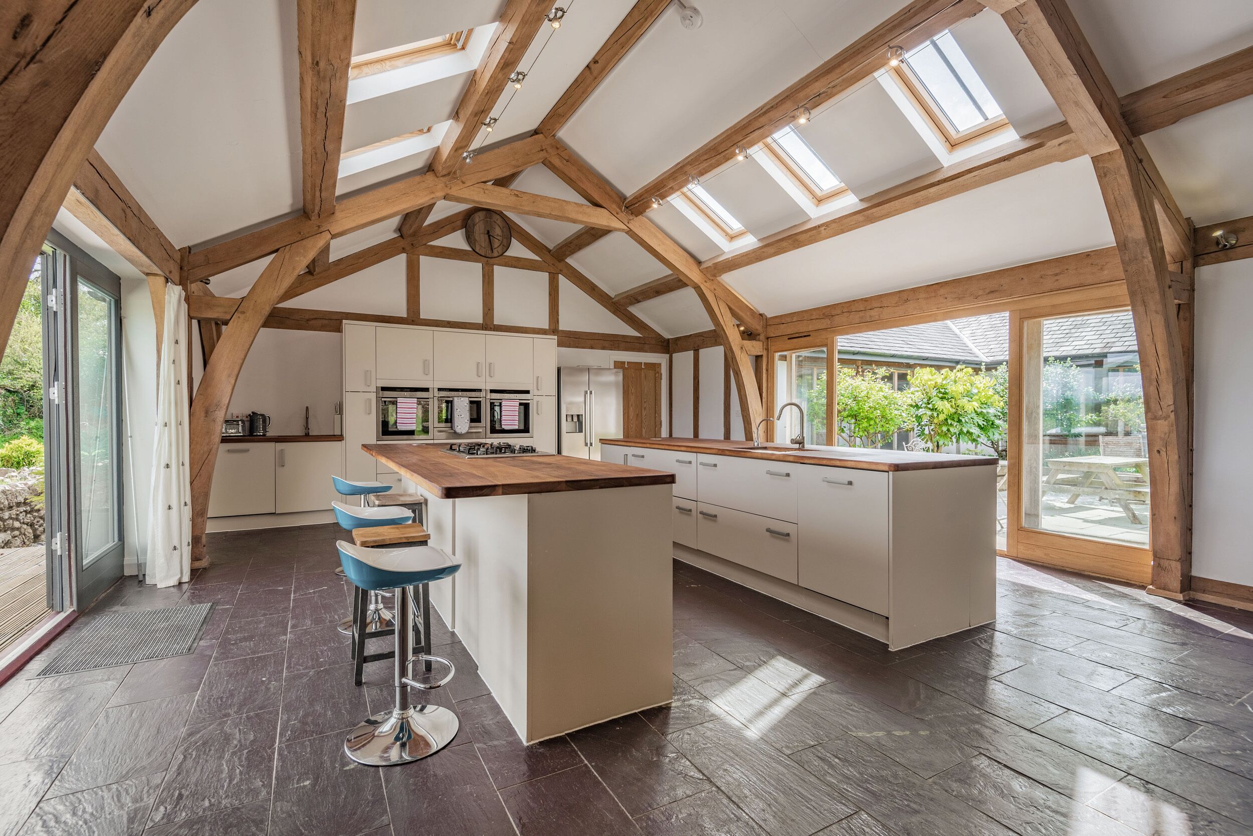 코티지 | 6 개의 침실, 각각 다른 스타일의 인테리어, 각각 다르게 가구 비치, 무료 WiFi