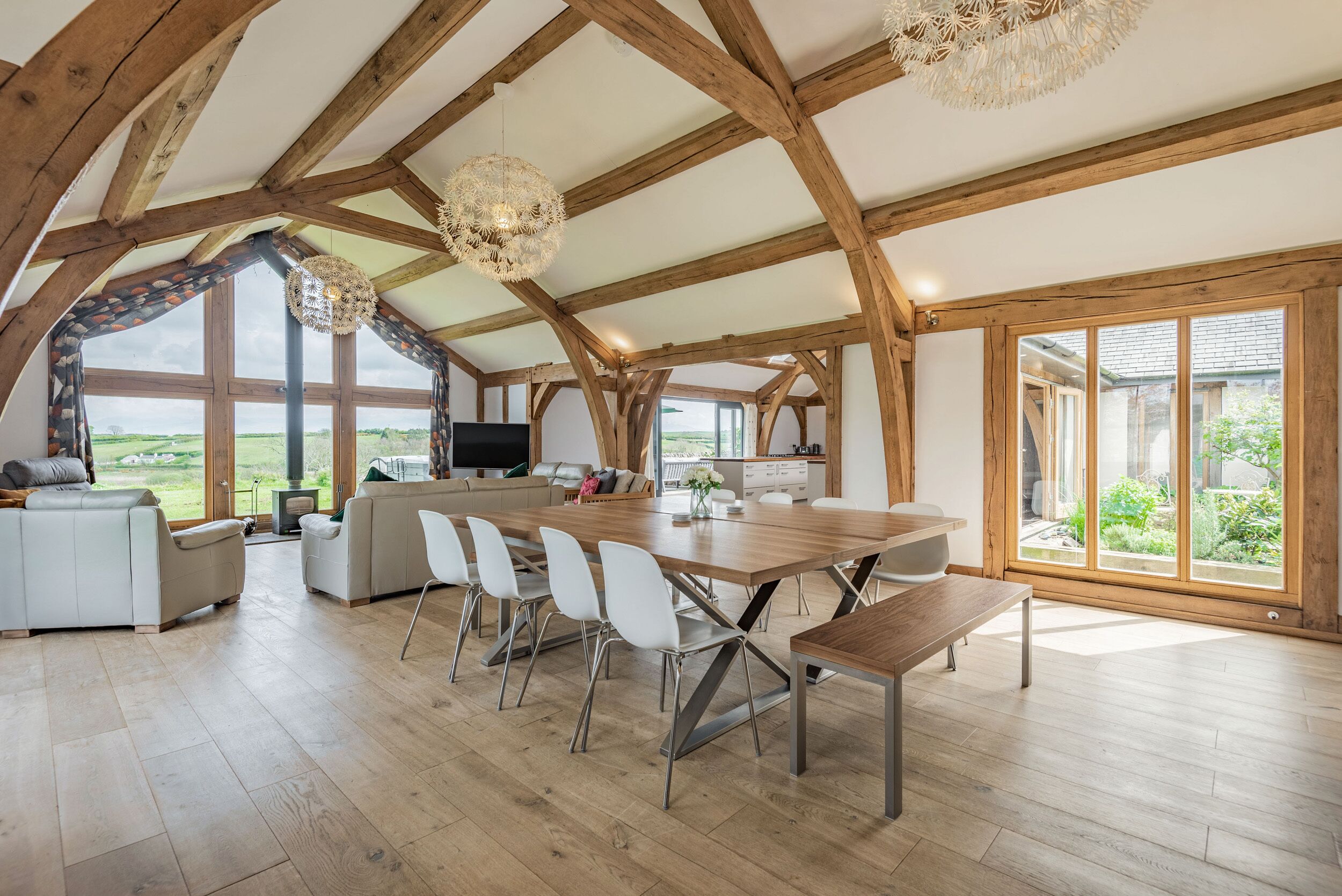 Cottage | Private kitchen | Fridge, dishwasher, electric kettle, toaster