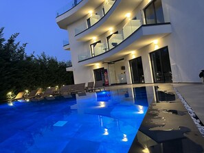 Bagian depan properti