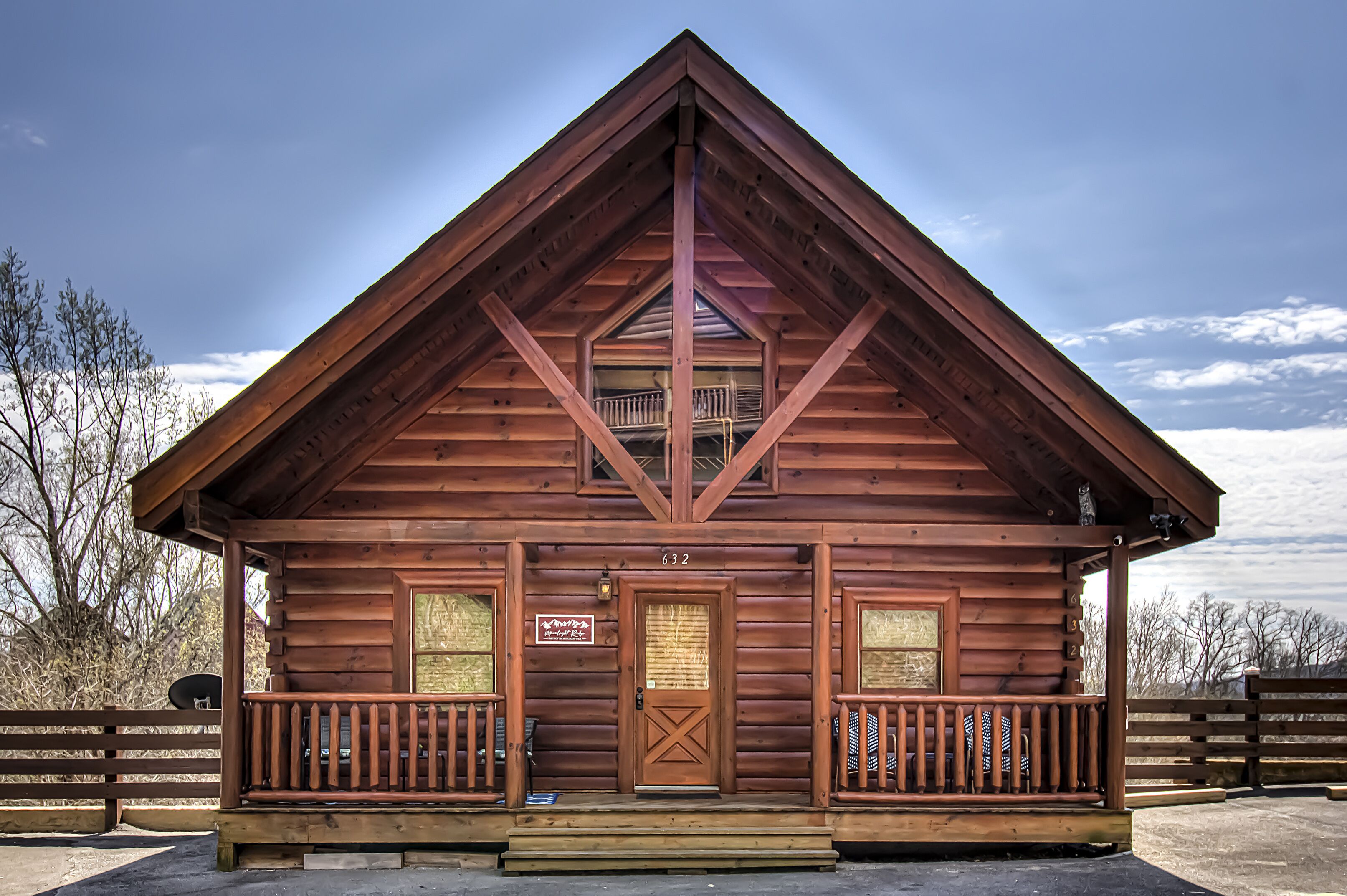 New2BR Cabin within 5 Miles of Pigeon Forge w/ WIFI Pool Access Views & more