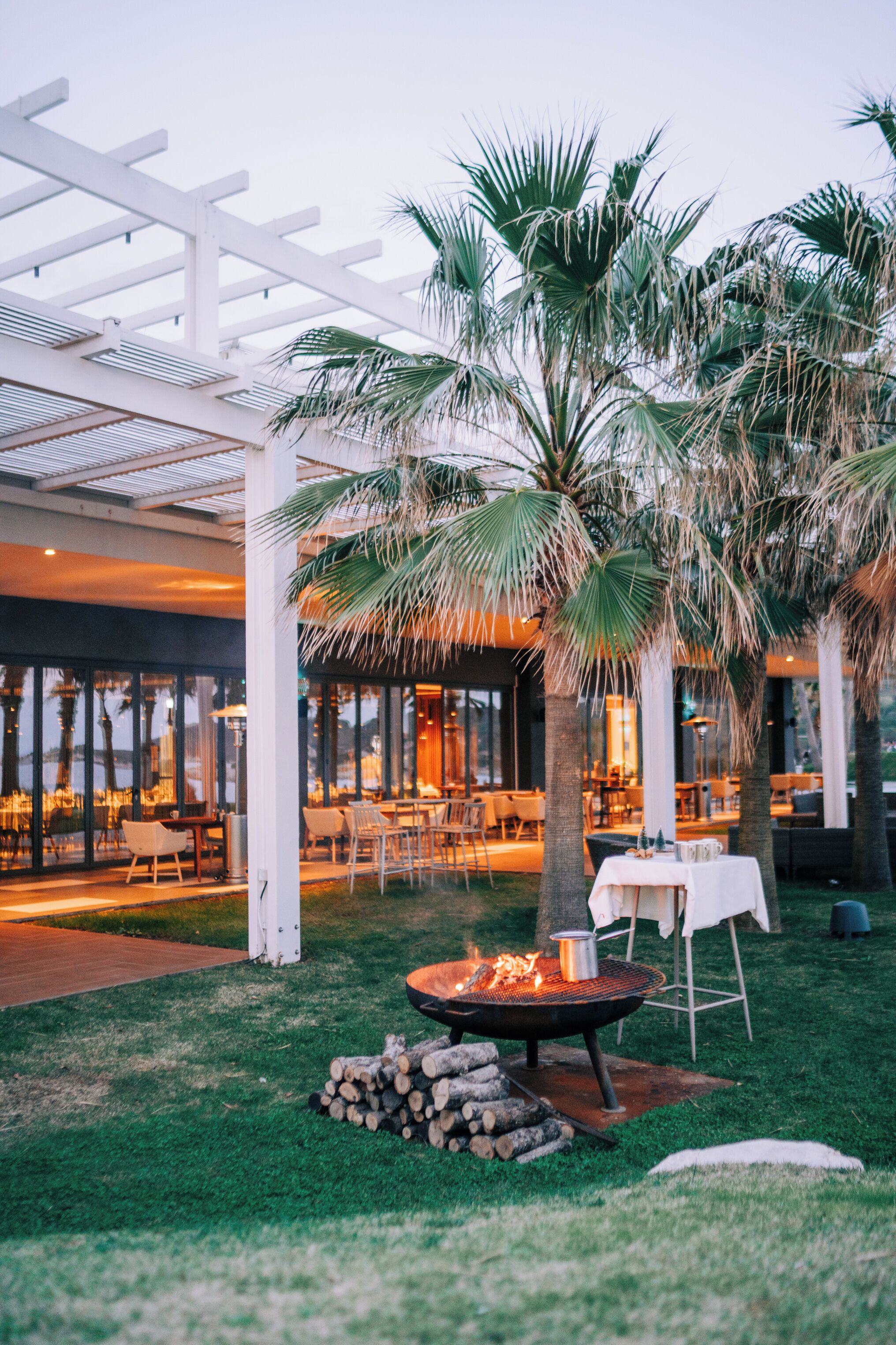 Frühstück, Mittagessen, Abendessen, Blick auf den Strand 
