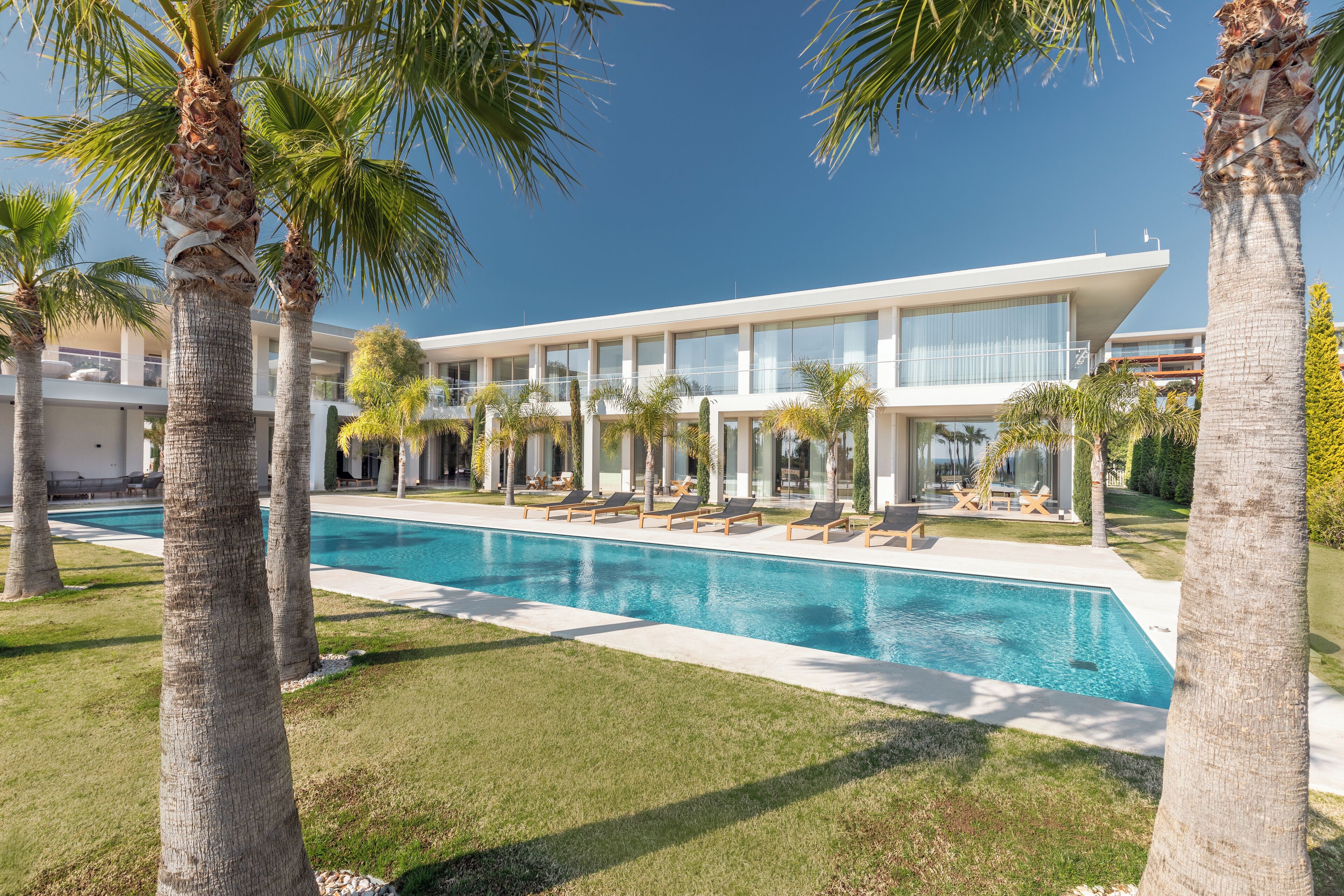 总统别墅 | 迷你吧、客房内保险箱、办公桌、免费 WiFi