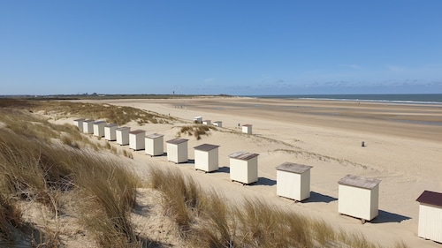 GemĂŒtliches Ferienhaus mit Kamin, zu FuĂ zum Strand