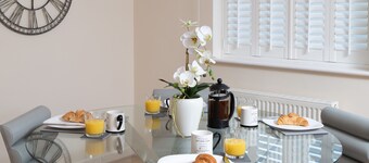 1 ยูริกา มิวส์