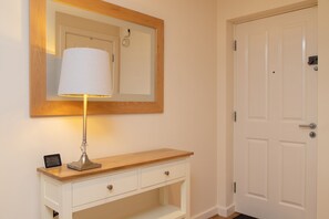 Cottage | 2 bedrooms, individually decorated, individually furnished, free WiFi - 1 Eureka Mews (Chester-le-Street)