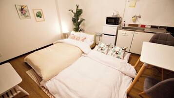 1 bedroom, desk, iron/ironing board, free WiFi