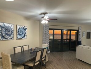 Dining - The Club at Mexico Beach 2N (Port St. Joe)