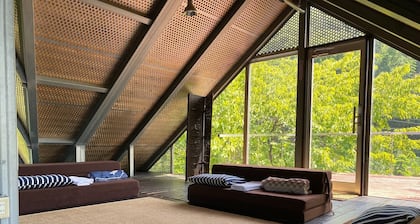 A log house that can be reserved for one building / Sakaide Kagawa