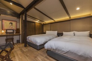 3 bedrooms, desk, iron/ironing board, free WiFi